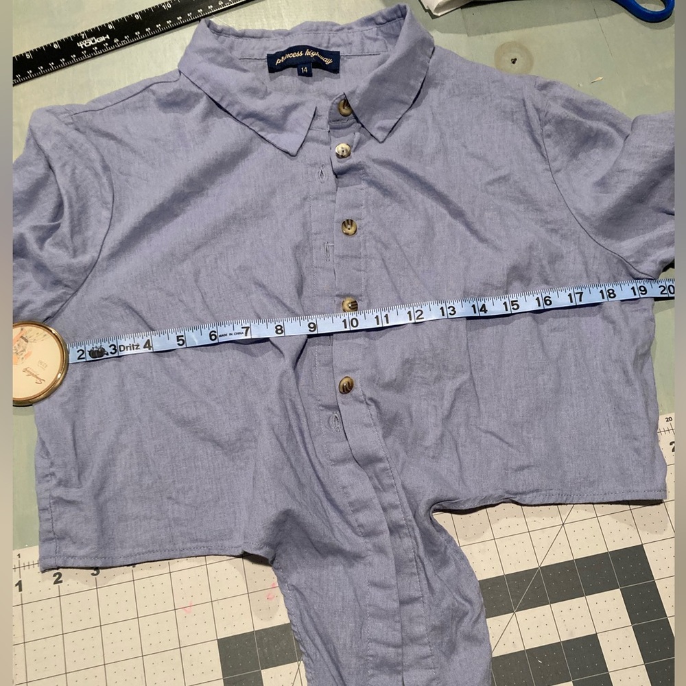 ModCloth Crop Blouse - Picture 3 of 6